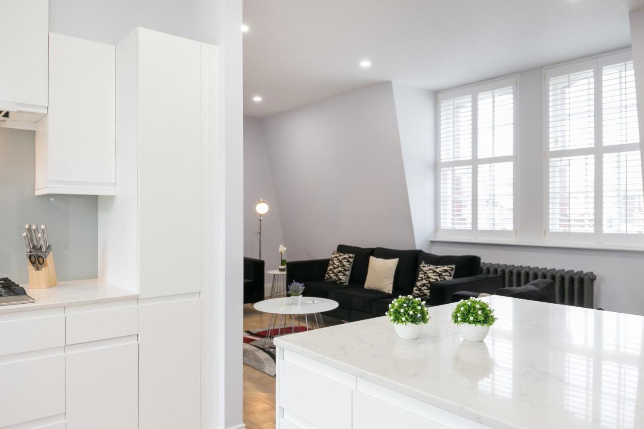 Urban Chic - Shaftesbury Apartment London Bagian luar foto