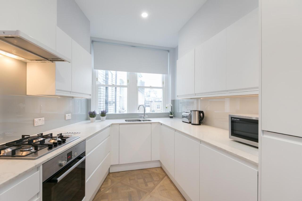 Urban Chic - Shaftesbury Apartment London Bagian luar foto