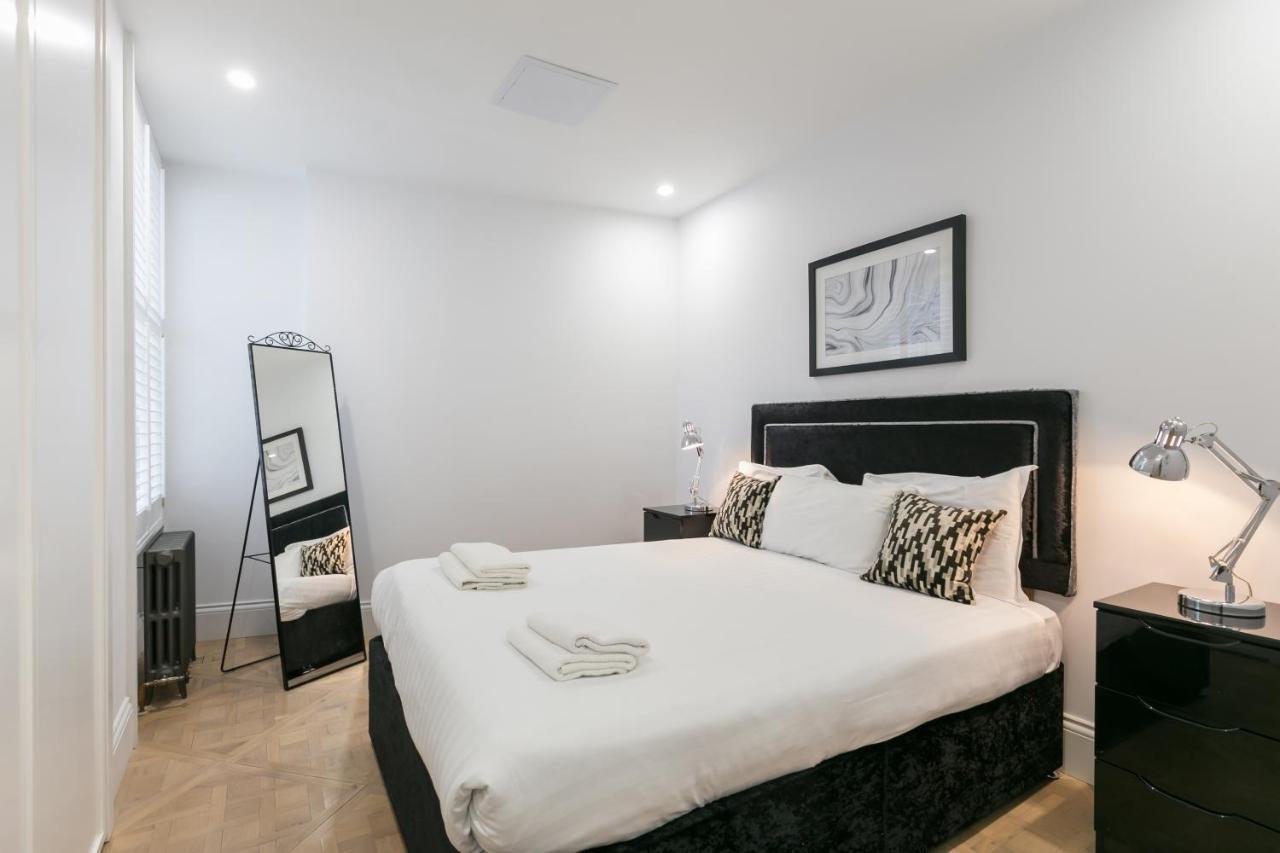 Urban Chic - Shaftesbury Apartment London Bagian luar foto