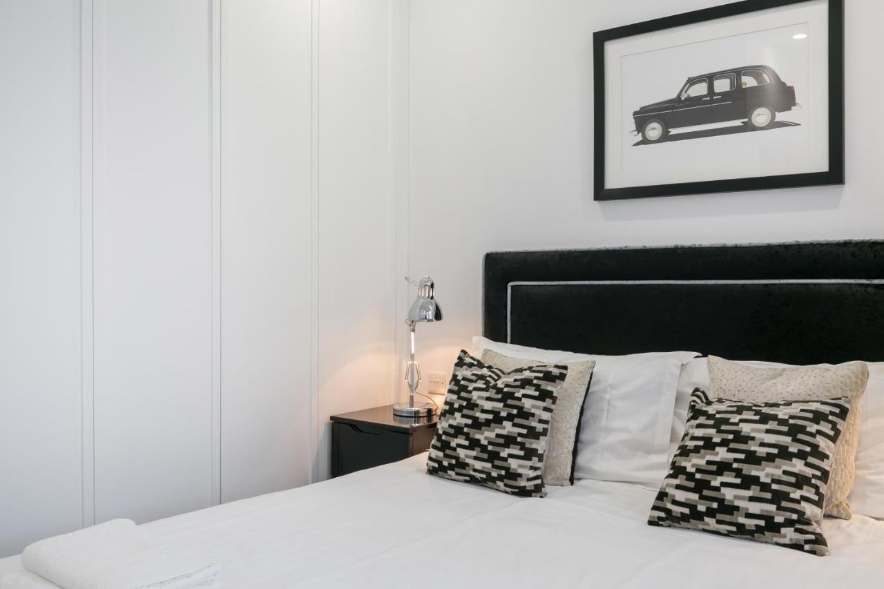 Urban Chic - Shaftesbury Apartment London Bagian luar foto