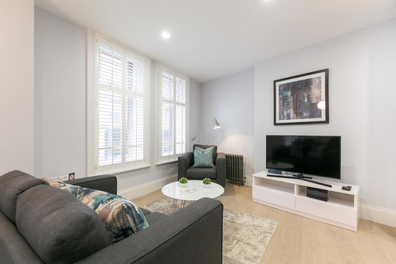Urban Chic - Shaftesbury Apartment London Bagian luar foto