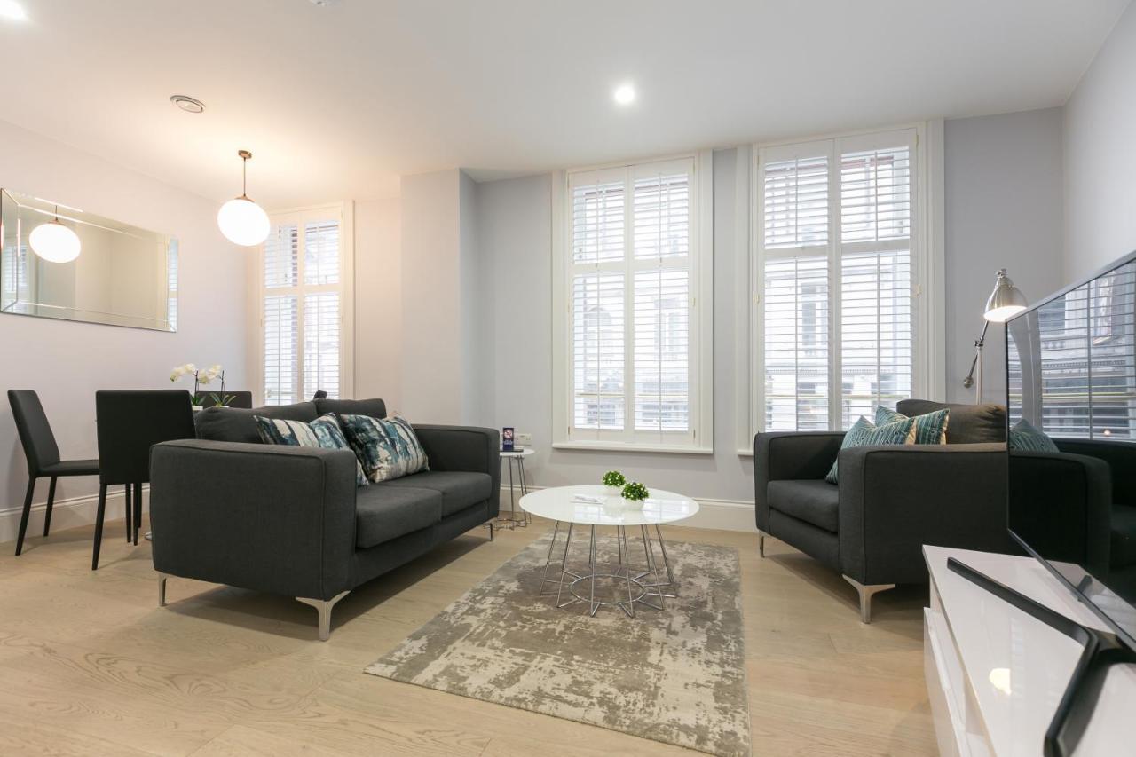 Urban Chic - Shaftesbury Apartment London Bagian luar foto