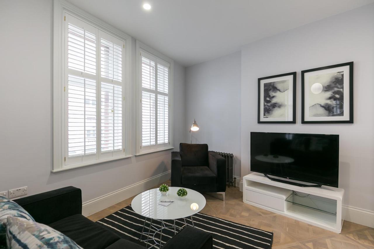 Urban Chic - Shaftesbury Apartment London Bagian luar foto
