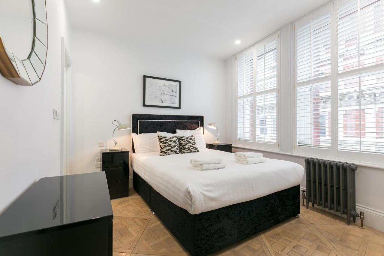 Urban Chic - Shaftesbury Apartment London Bagian luar foto