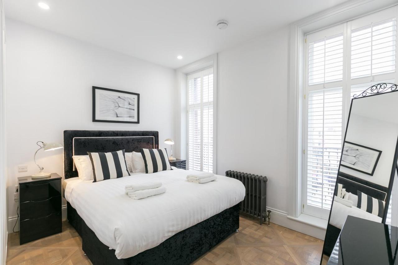 Urban Chic - Shaftesbury Apartment London Bagian luar foto